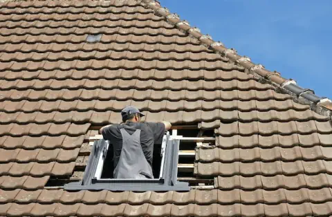 Pose de velux à Quilly